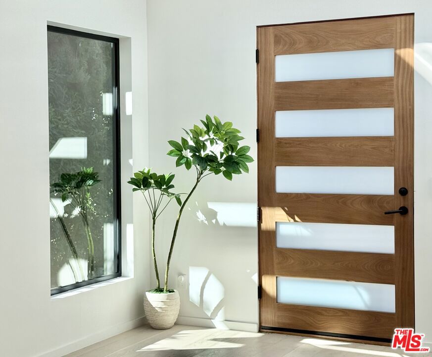 4040 Cartwright Avenue Property Photo 7