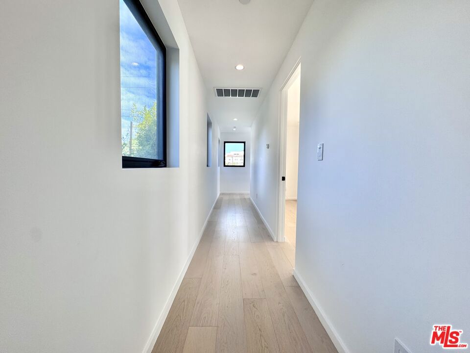 4040 Cartwright Avenue Property Photo 21