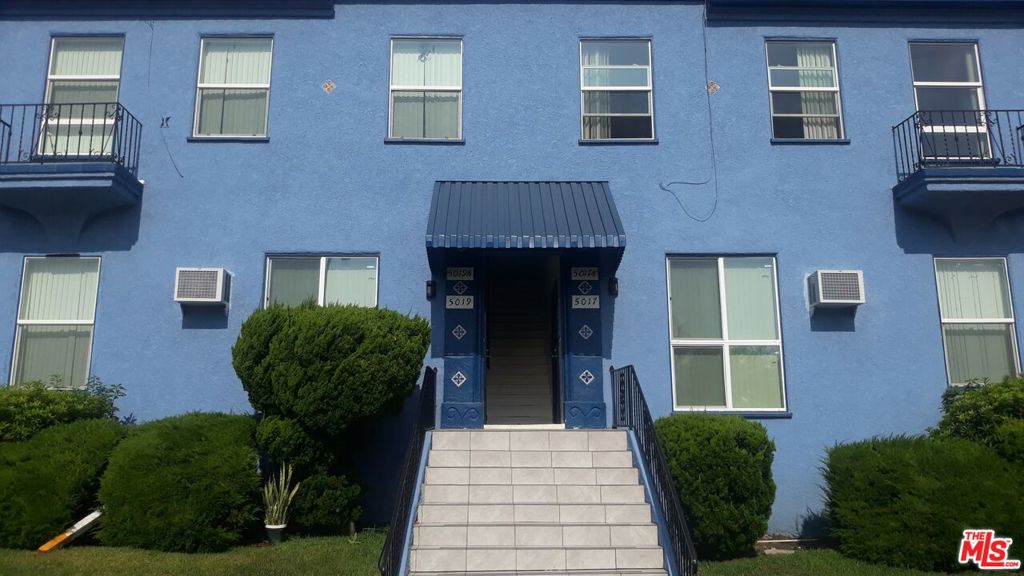 5017 Crenshaw Boulevard 1/2 Property Photo 1