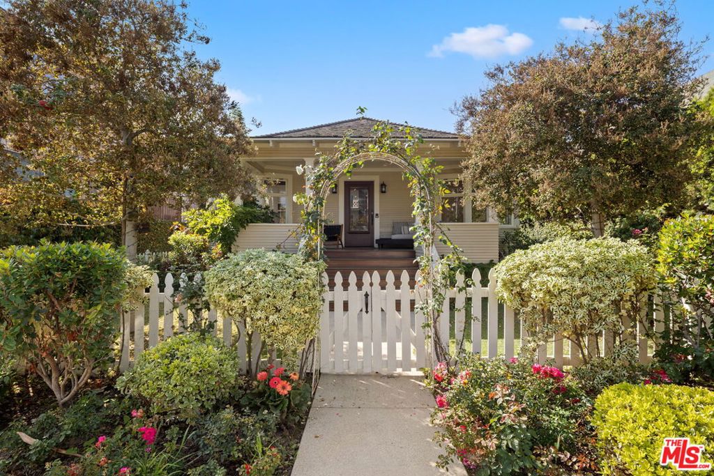 954 5th Street Property Photo 1