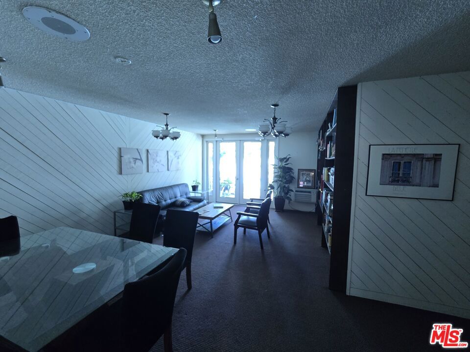 14315 Riverside Drive 105 Property Photo 17