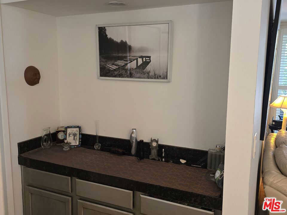 14315 Riverside Drive 105 Property Photo 29