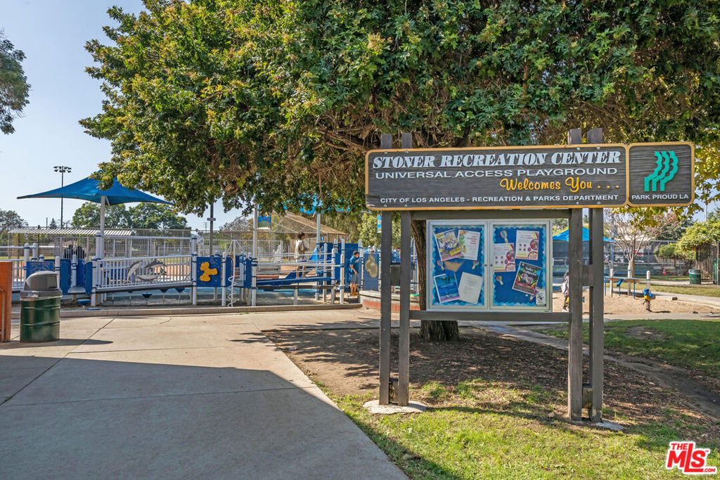 11764 Idaho Avenue 301 Property Photo 16