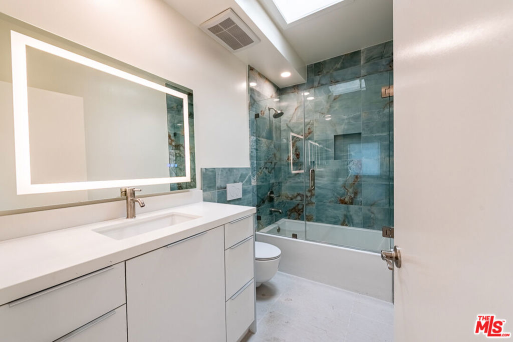 7273 Birdview Avenue Property Photo 17