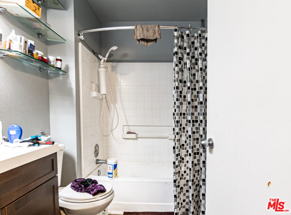 12601 Van Nuys Boulevard 218 Property Photo 13