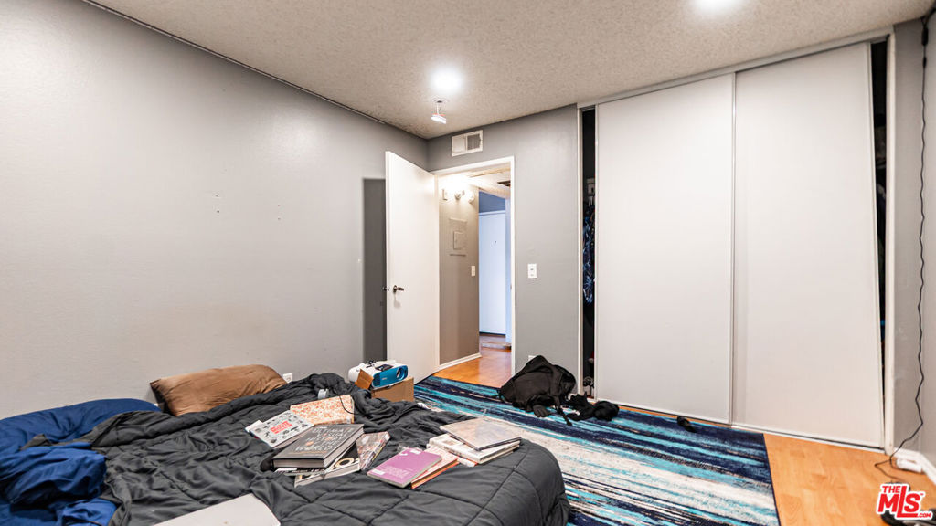 12601 Van Nuys Boulevard 218 Property Photo 15