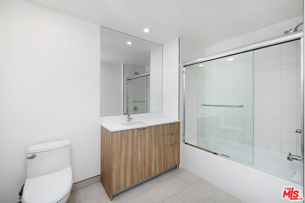 2600 S Sepulveda Boulevard Unit Ph3 Property Photo 27