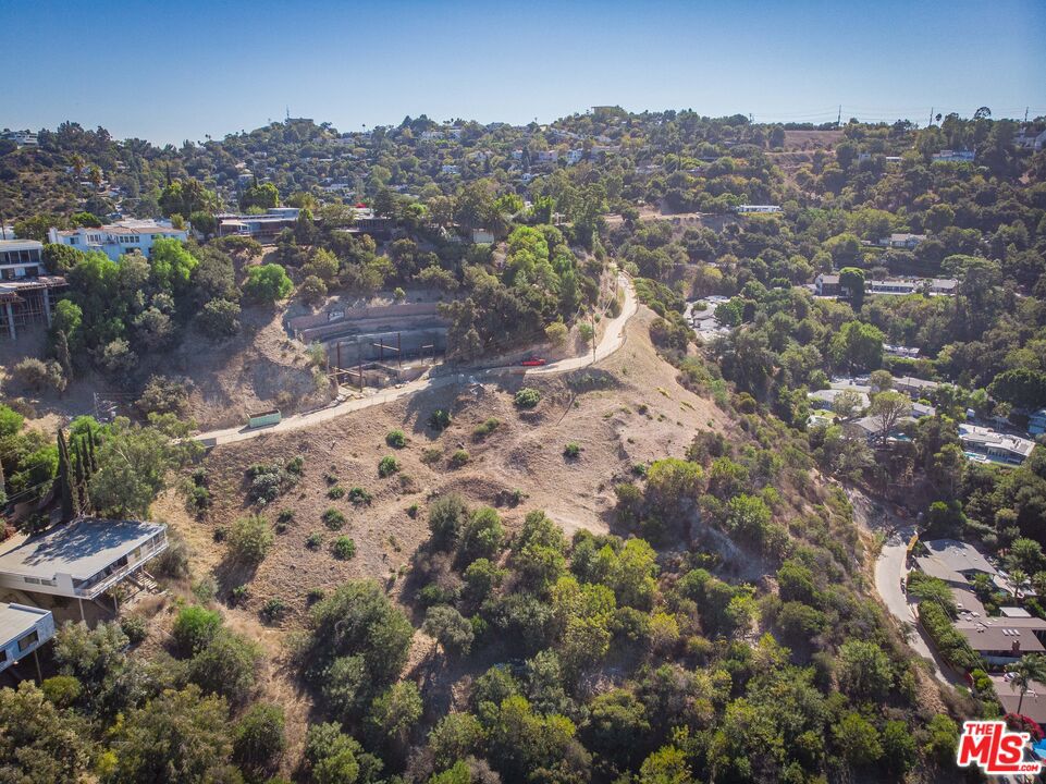 3601 Oakfield Property Photo 4