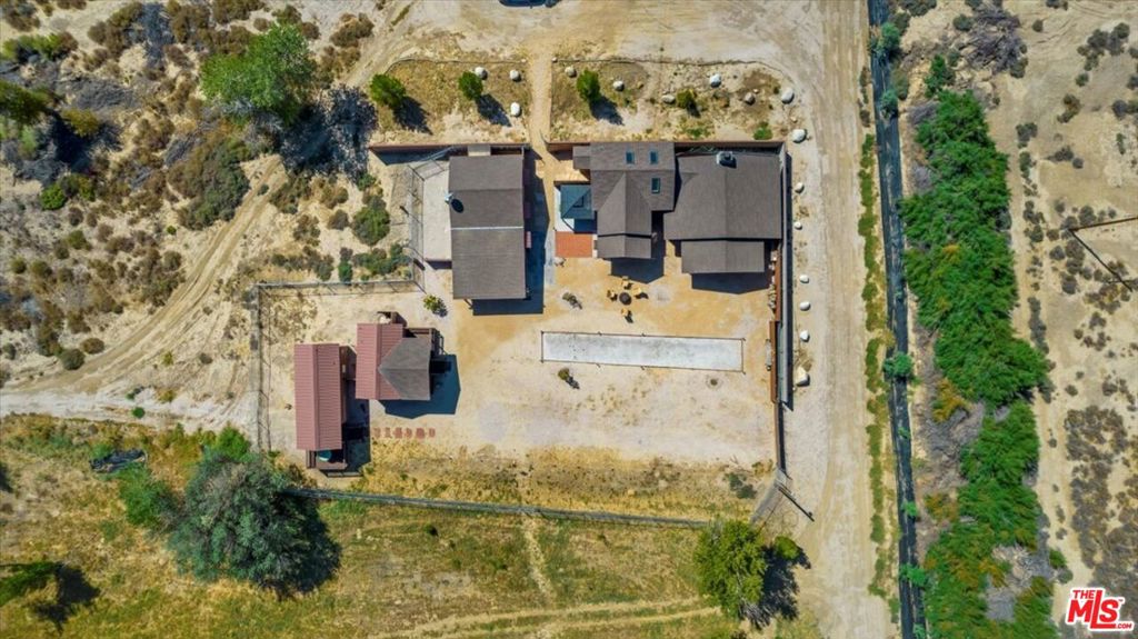 12055 Munsey Road Property Photo 6