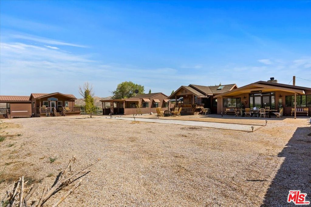 12055 Munsey Road Property Photo 8