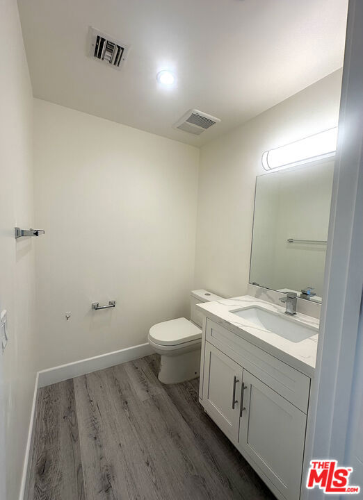 1249 S Holt Avenue 202 Property Photo 20