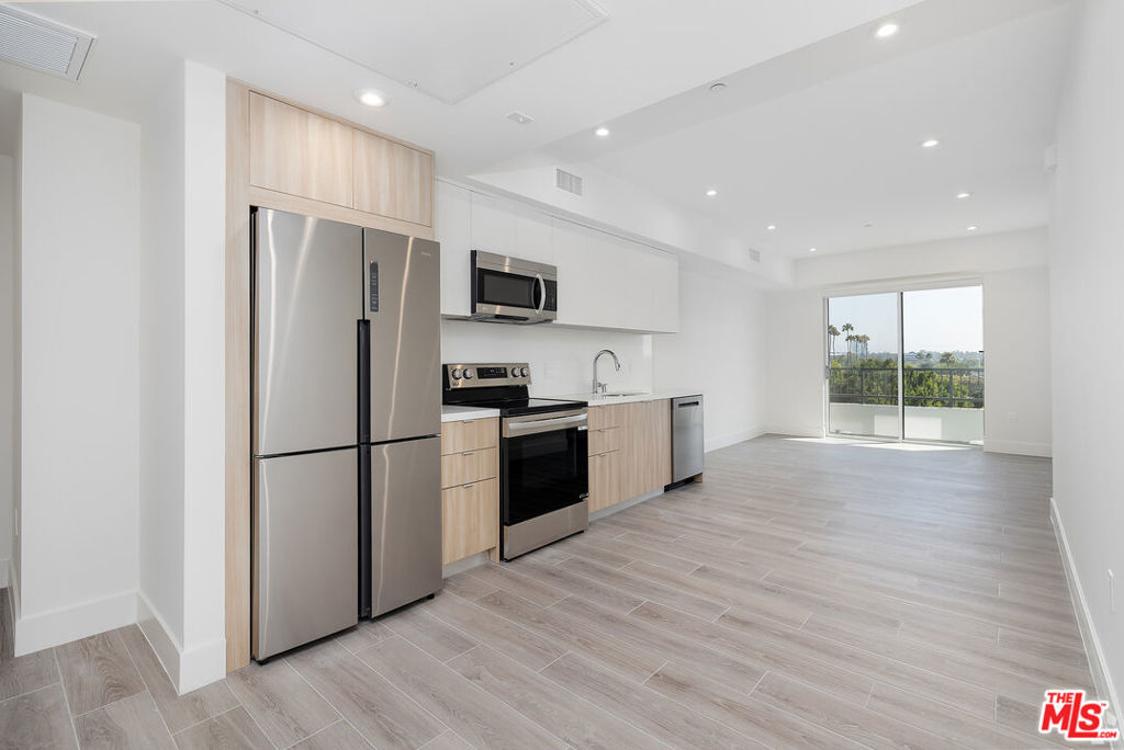 2600 S Sepulveda Boulevard Unit 105 Property Photo 22
