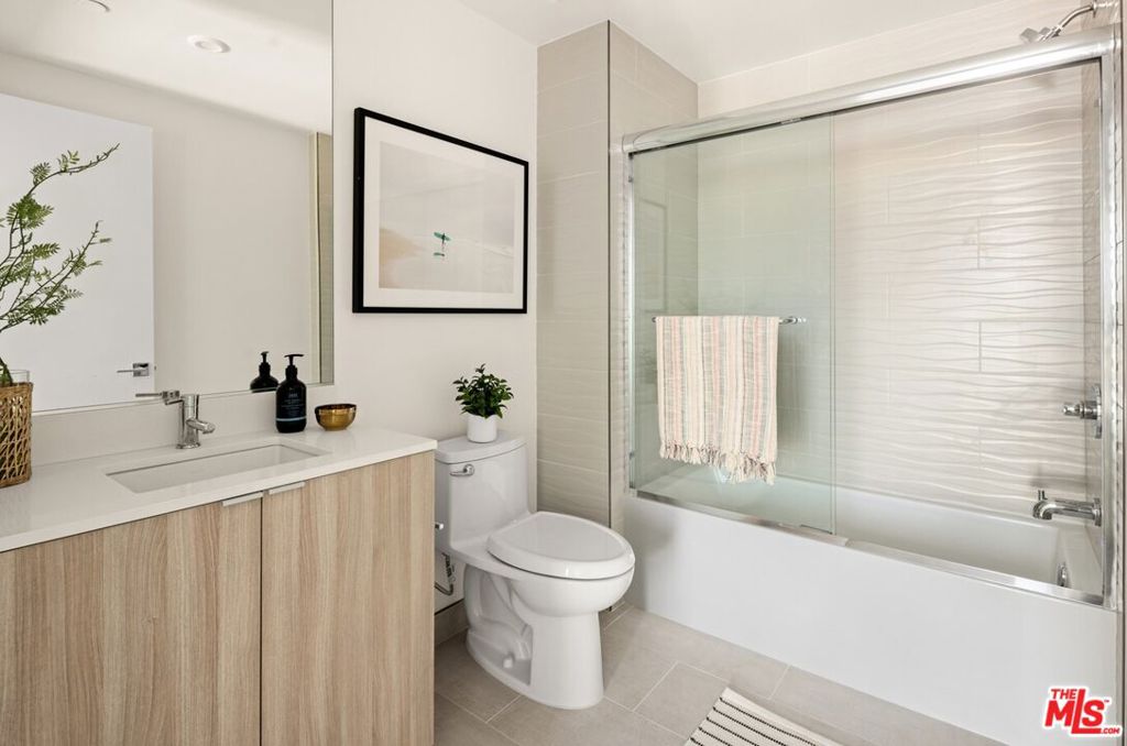 2600 S Sepulveda Boulevard Unit 101 Property Photo 15