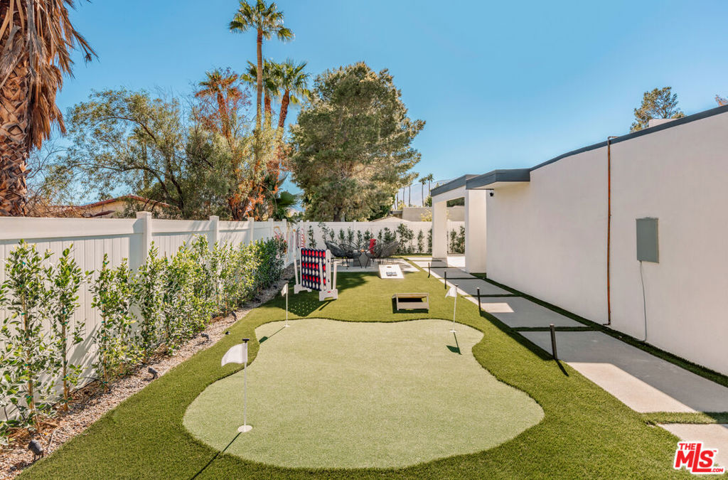 1170 E El Conquistador Property Photo 45