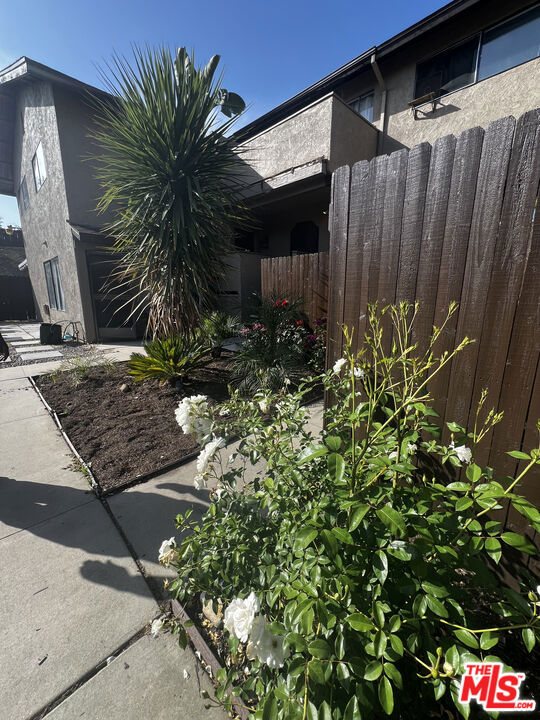 2425 S Nadine Street Property Photo 5