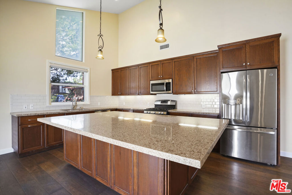 29500 Heathercliff Rd. A Property Photo 6