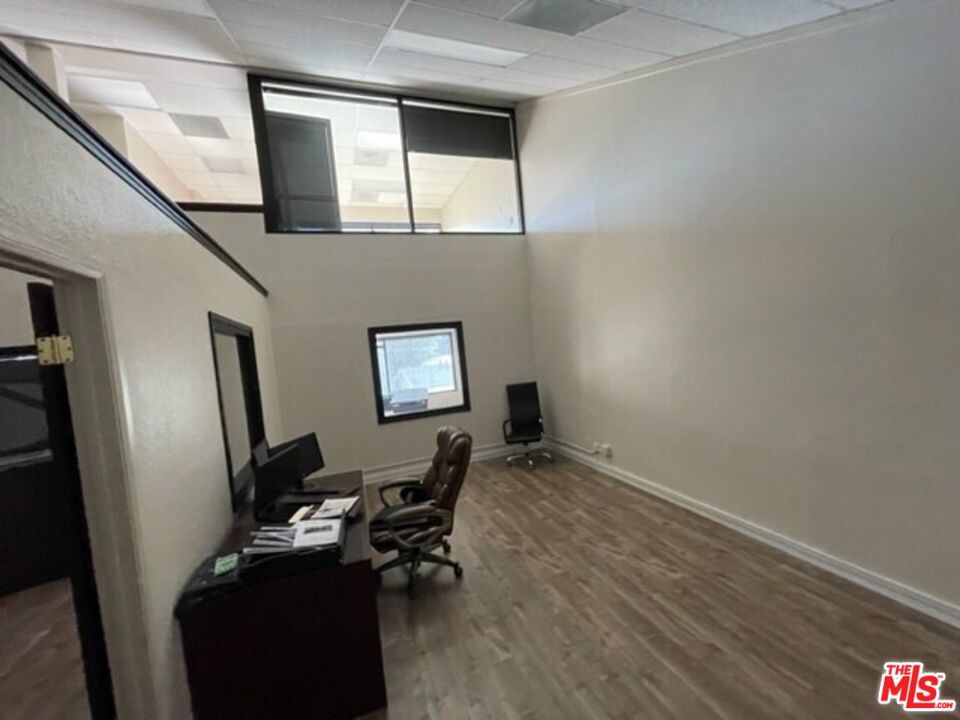 14930 Ventura Boulevard 340 Property Photo 6