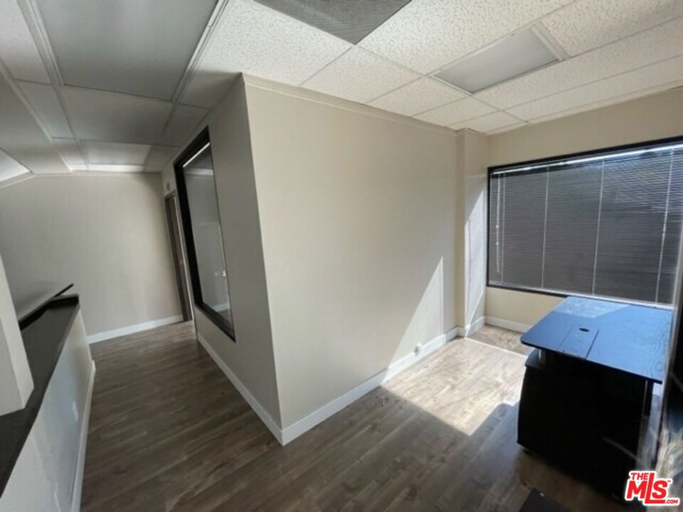 14930 Ventura Boulevard 340 Property Photo 11