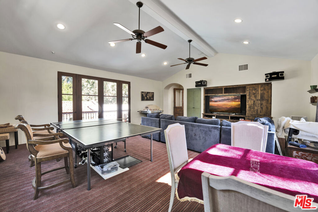 1487 Meadowcrest Circle Property Photo 24