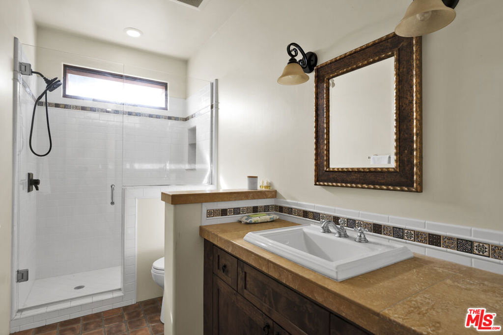 1487 Meadowcrest Circle Property Photo 25