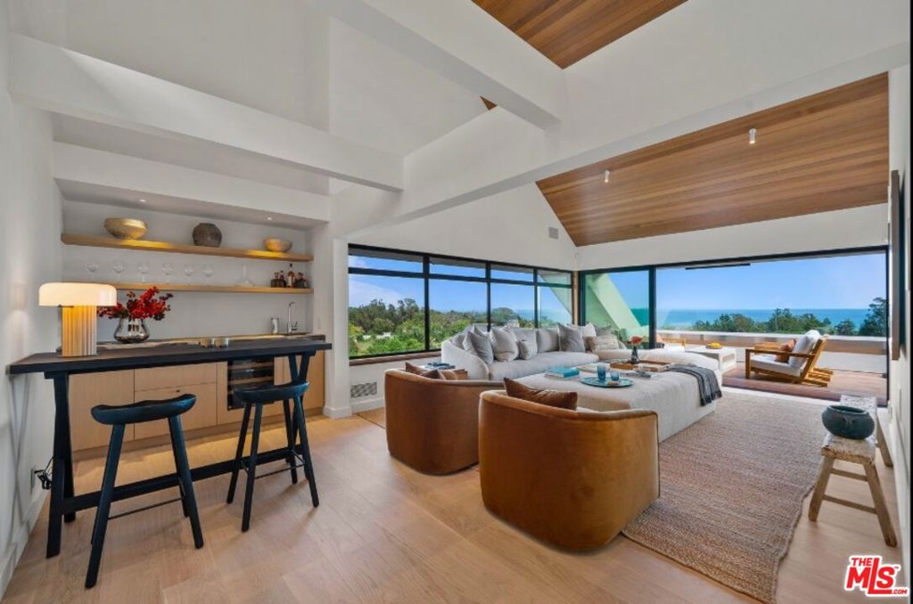 27553 Pacific Coast Highway Property Photo 8