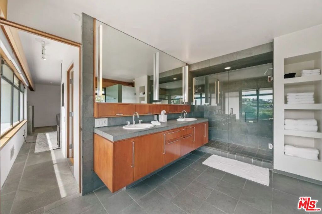 27553 Pacific Coast Highway Property Photo 14