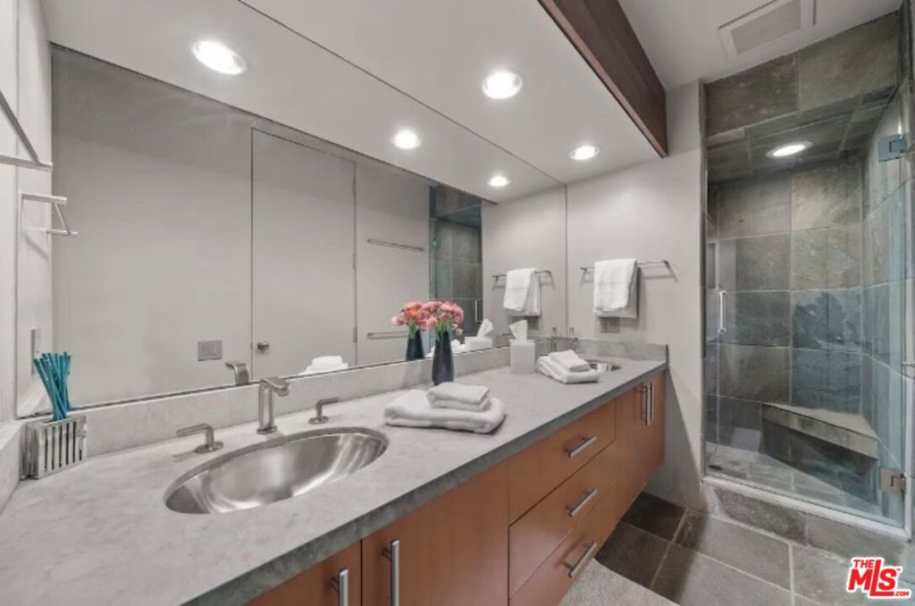27553 Pacific Coast Highway Property Photo 16