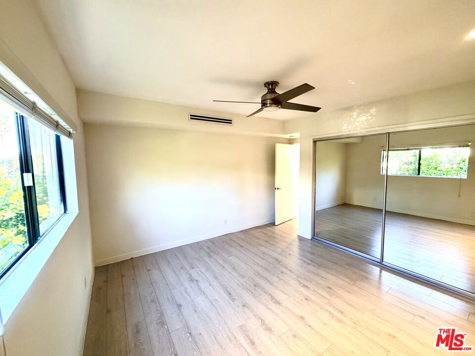 1237 N Ogden Drive 3 Property Photo 7
