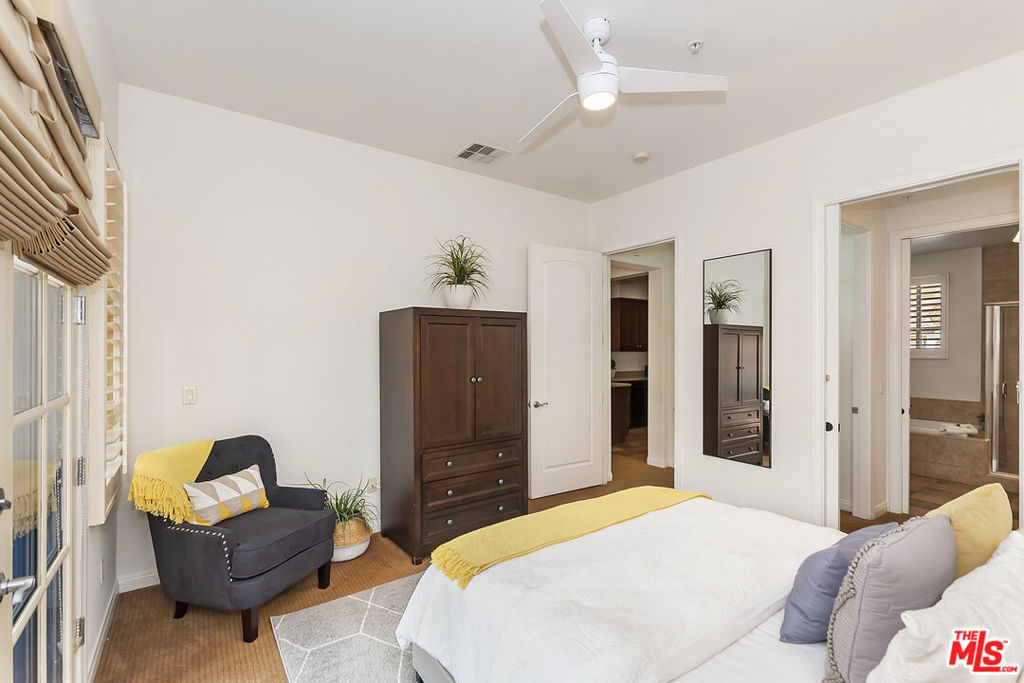 48613 Classic Drive Property Photo 12