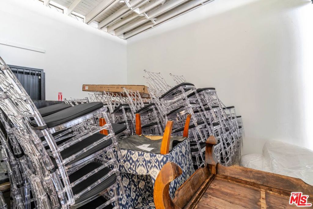 6140 W Pico Boulevard Property Photo 13