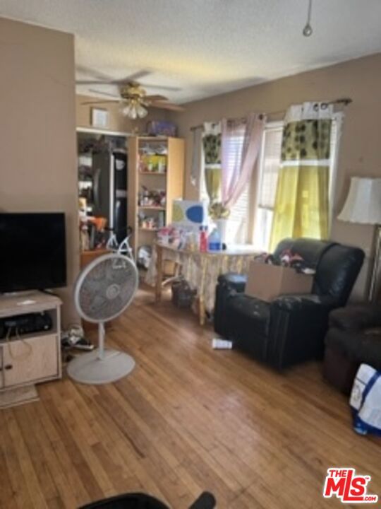 1503 E 109th Street Property Photo 19