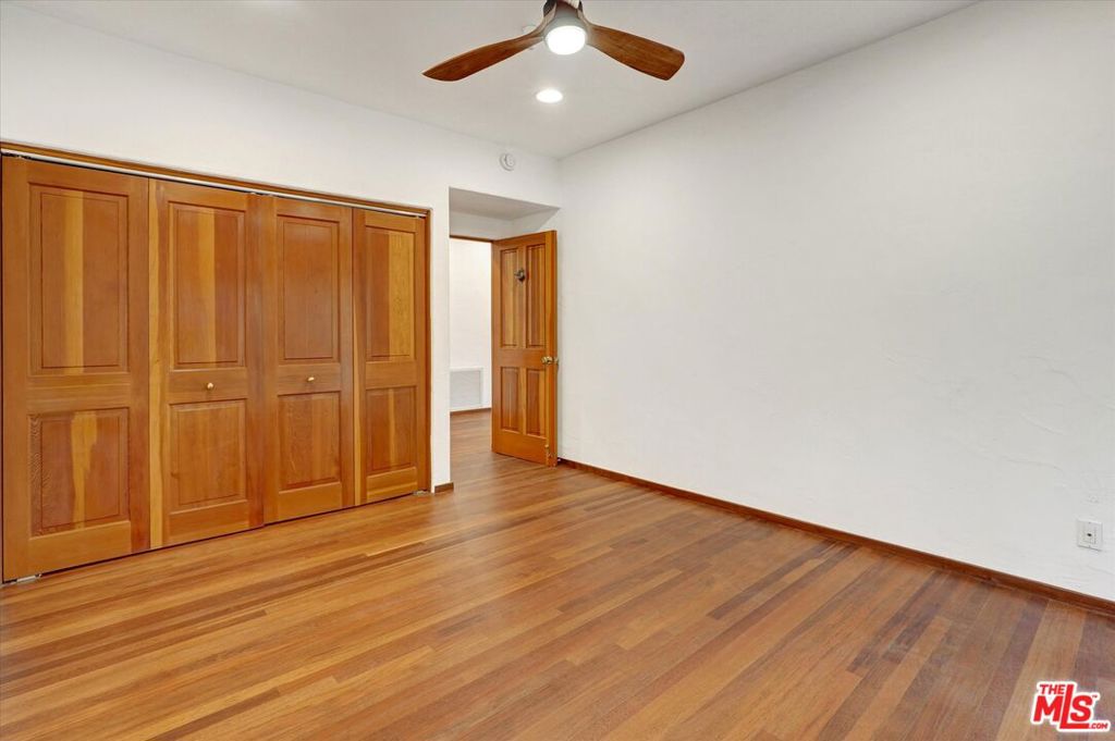 3916 Rambla Orienta Property Photo 23