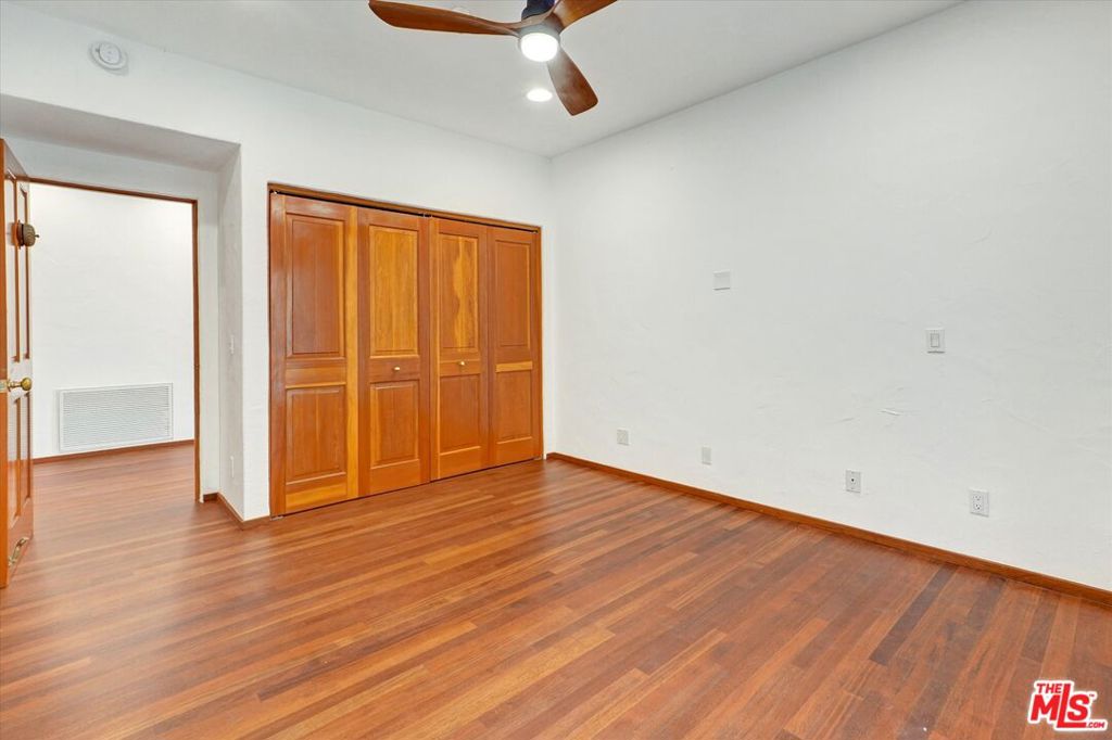 3916 Rambla Orienta Property Photo 29