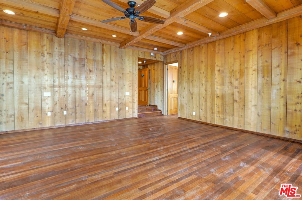 3916 Rambla Orienta Property Photo 34