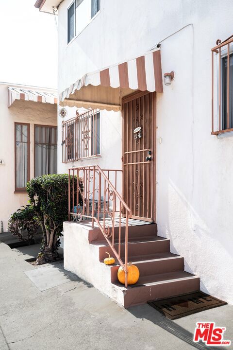 4214 W Slauson Avenue Property Photo 4