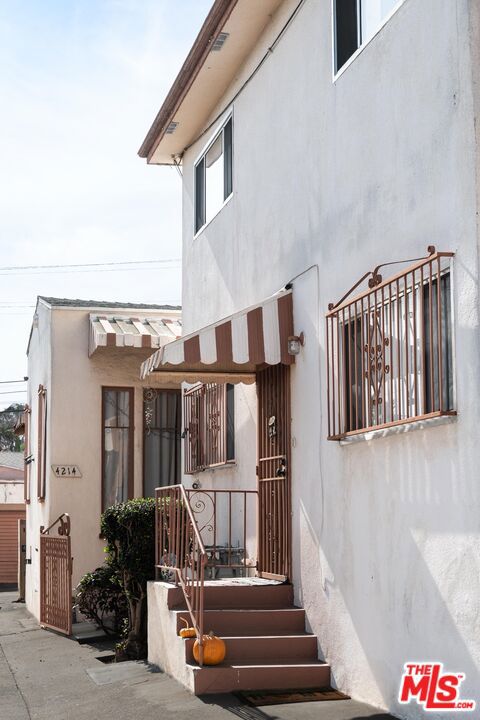 4214 W Slauson Avenue Property Photo 6