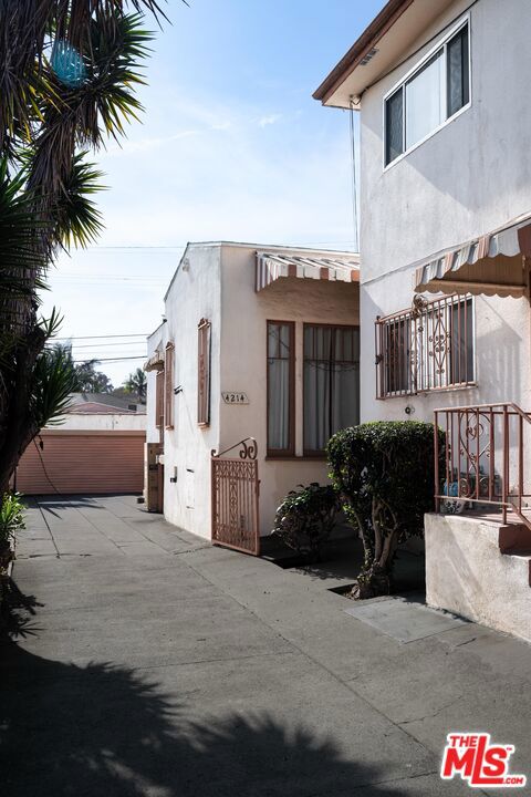 4214 W Slauson Avenue Property Photo 14