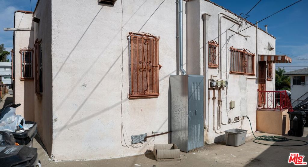 4214 W Slauson Avenue Property Photo 16