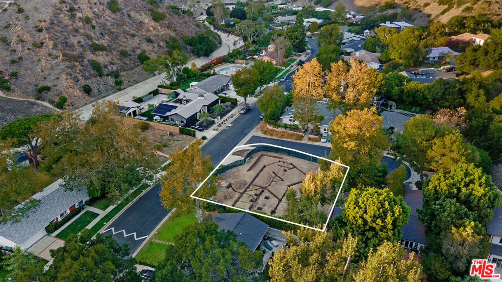 6036 Paseo Canyon Drive Property Photo 8