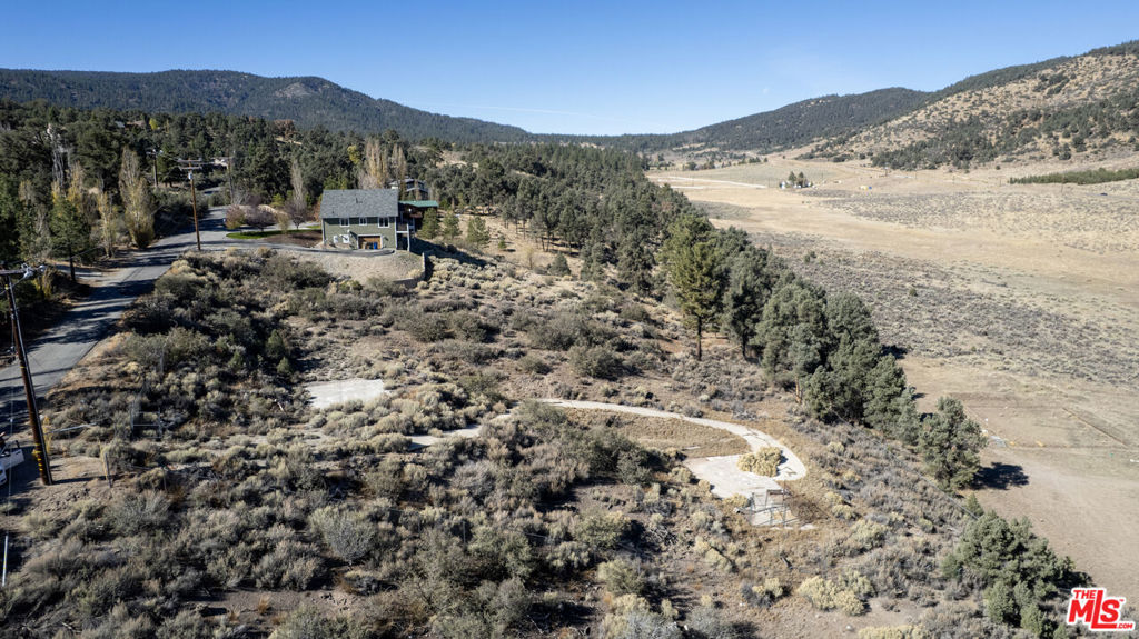 9317 Whispering Pines Road Property Photo 11