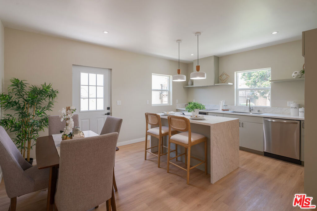 1826 W 78th Street Property Photo 36