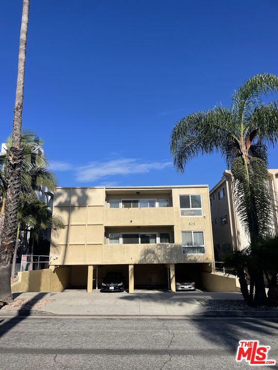 823 5th Street Property Photo 1