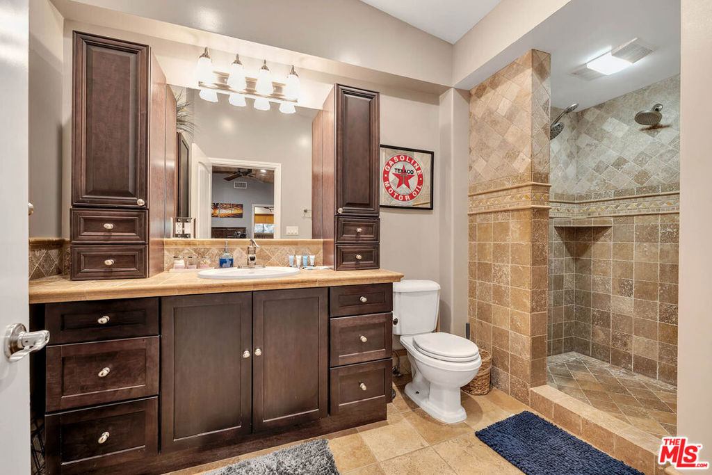 21832 Canon Drive Property Photo 40