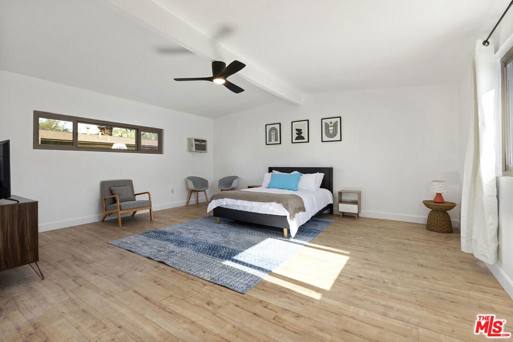 25622533 Property Photo 11