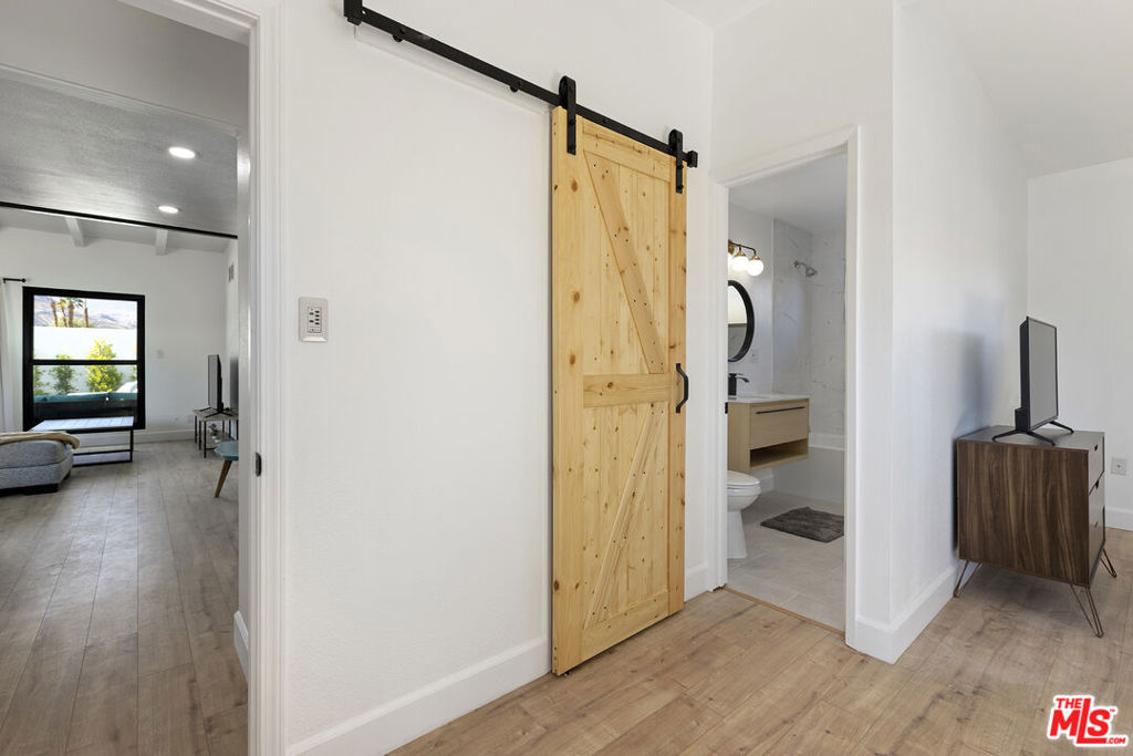 25622533 Property Photo 12