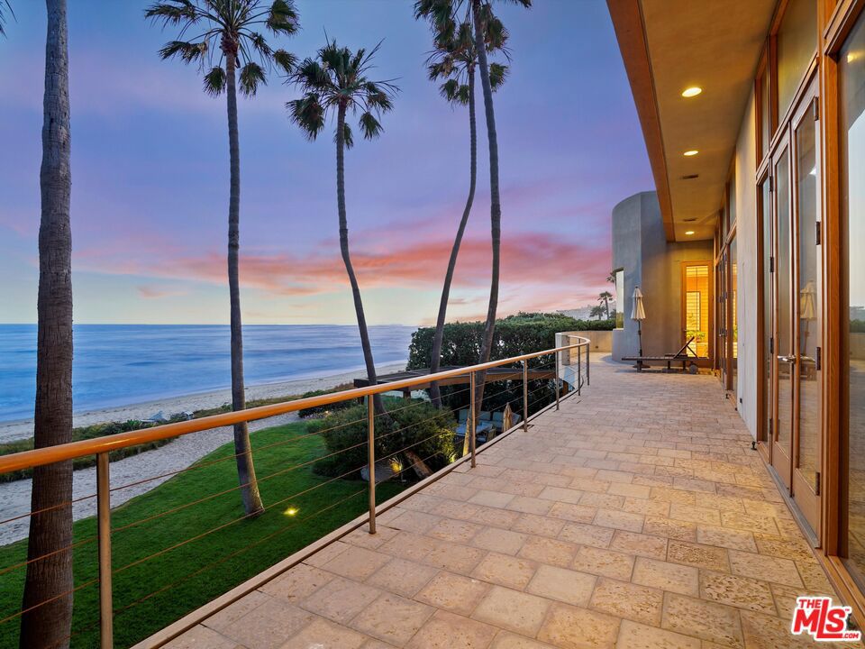31280 Broad Beach Road Property Photo 5