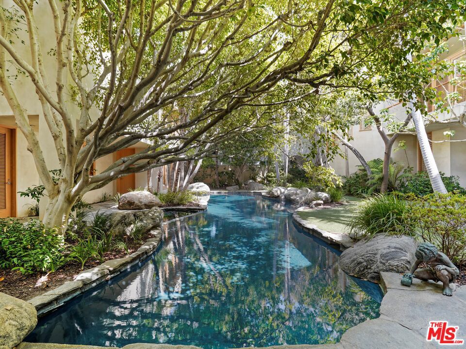 31280 Broad Beach Road Property Photo 8