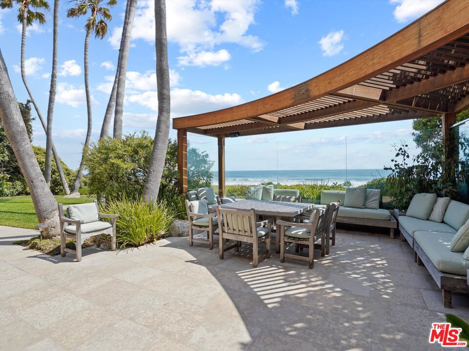 31280 Broad Beach Road Property Photo 12