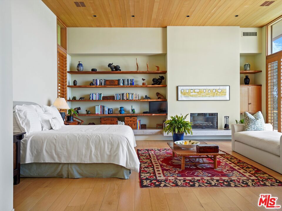 31280 Broad Beach Road Property Photo 26