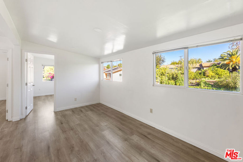 2058 Redding Avenue Property Photo 6